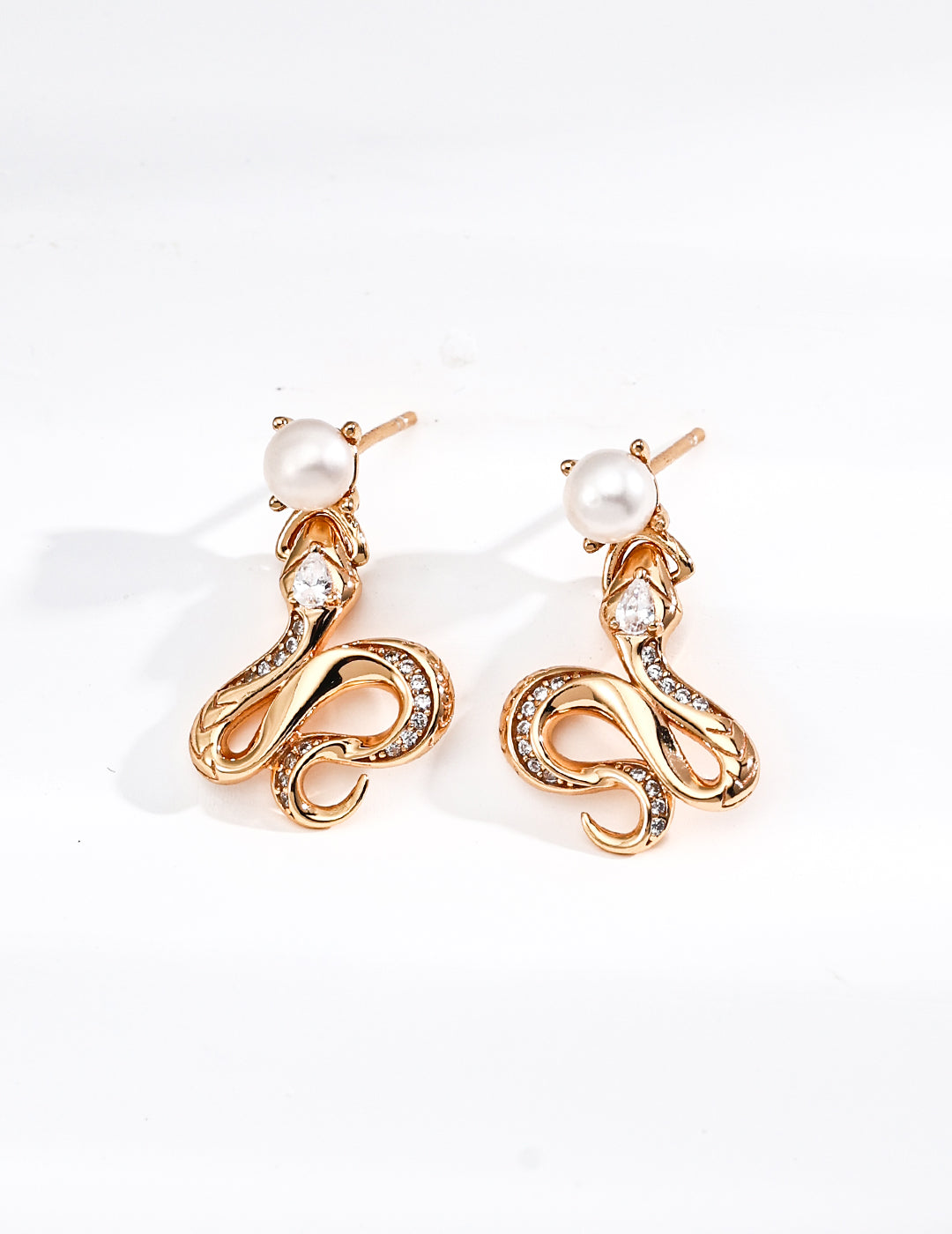 S925 Silver Elegant Pearl and Zircon Earrings - Timeless Silver Jewelry, Classic Pearl and Zircon Studs, Handmade Silver Earrings, Luxury Pearl Jewelry