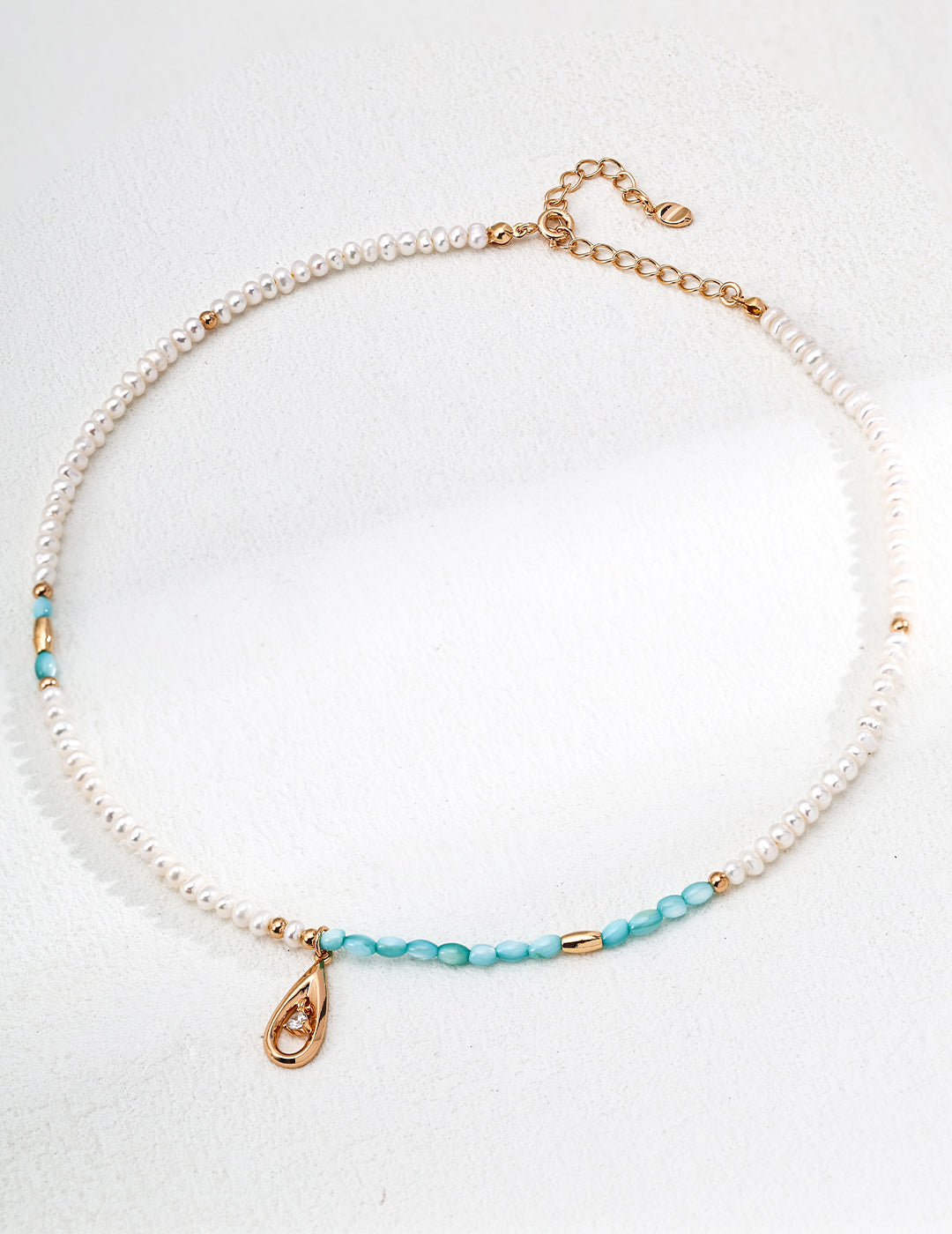 S925 Silver Fashion Natural Pearl, Blue Mother-of-Pearl, and Zircon Necklace - Elegant Silver Necklace with Natural Pearls and Sparkling Zircon, Perfect for Fashion-Forward Jewelry Styles