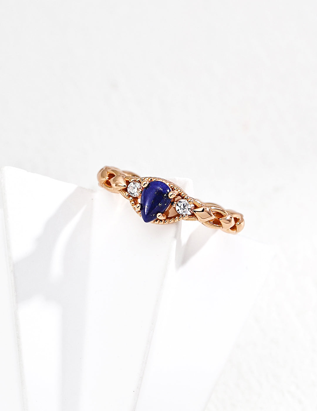 S925 silver lapis lazuli, mother of pearl, and zircon ring, blending natural stones for a unique, elegant design. Perfect for those seeking a sophisticated and earthy accessory.