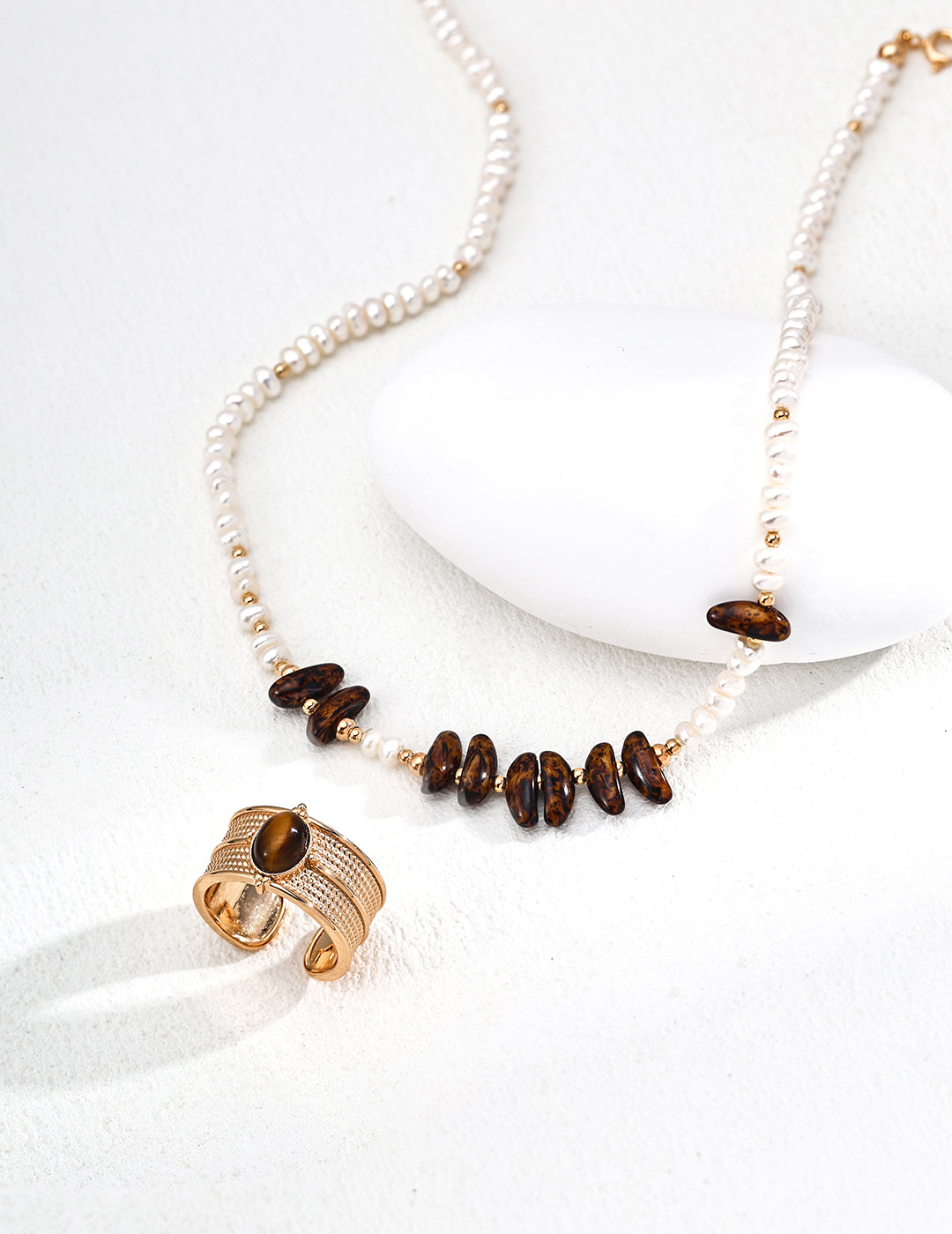 S925 Silver Natural Pearl and Czech Glass Pendant Necklace - Elegant Silver Necklace with Natural Pearls and Czech Glass Pendant, Perfect for Classic and Timeless Jewelry Styles