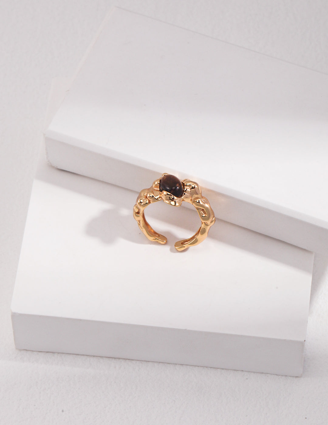 Vintage style sterling silver tiger eye ring with natural gemstone, handcrafted for grounding energy, protection, and wealth attraction — ideal for spiritual jewelry collectors and everyday minimalist wear