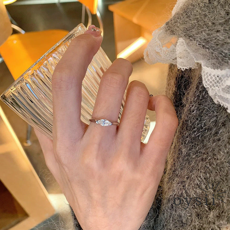Angel’s Gaze — S925 Silver Marquise Zircon Ring