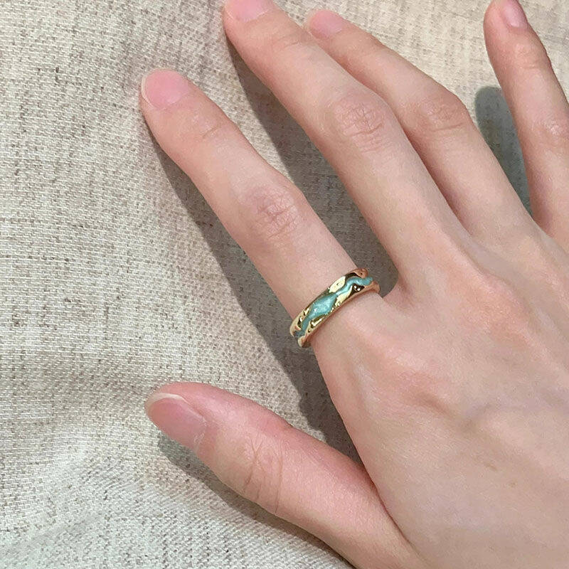 Elegant Refined Ring Set