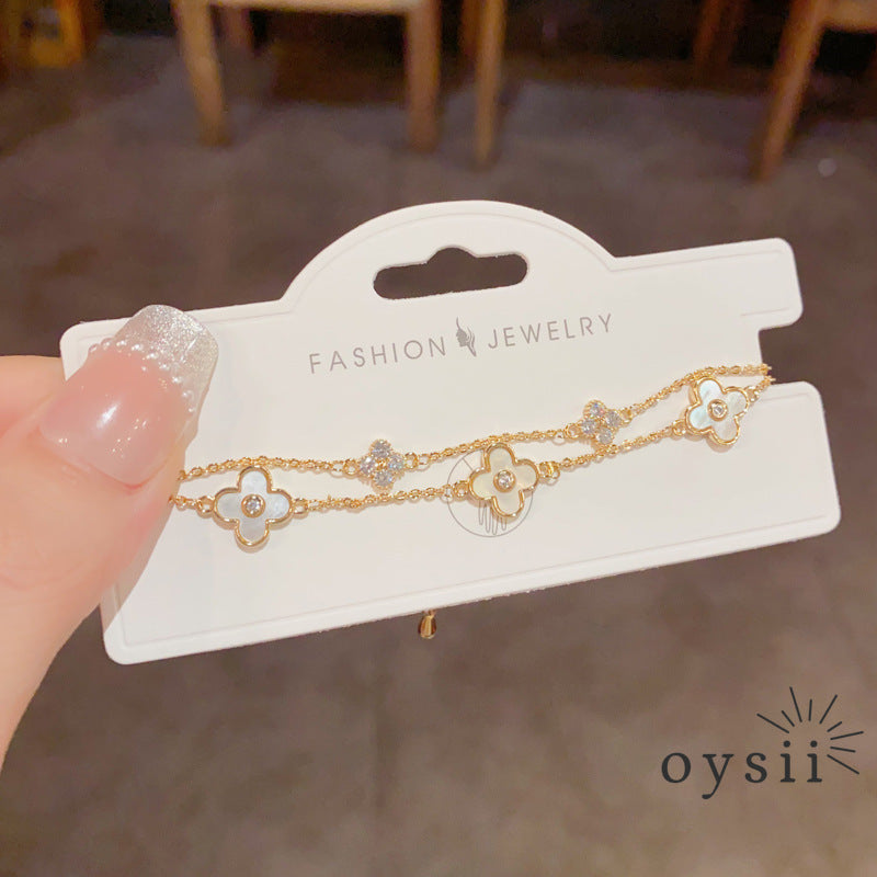 Clover Breeze — Double-Layer Shell Bracelet