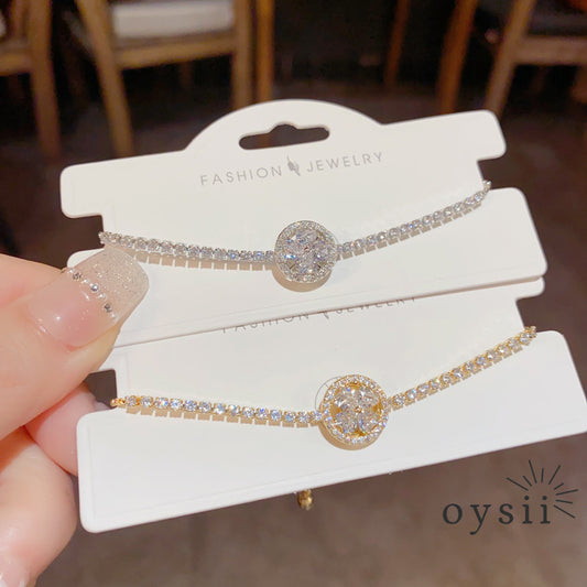 Twilight Clover — Rotating Zircon Adjustable Bracelet