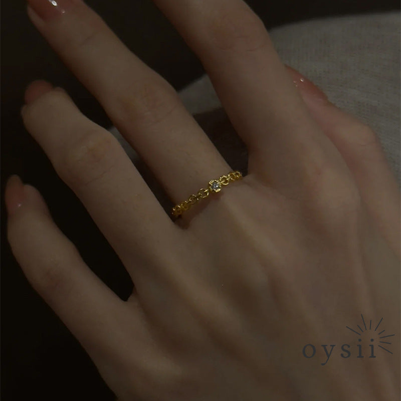 Golden Minimal – Cubic Single Diamond Ring