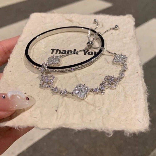 Silver Clover Starry Bracelet