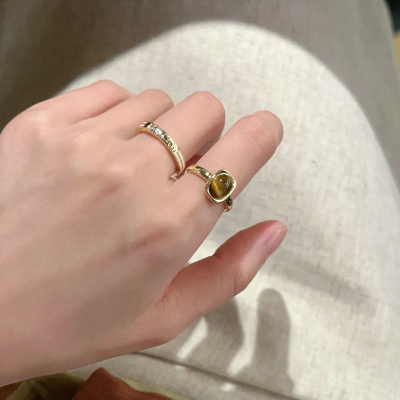 Vintage Mother of Pearl & Tiger Eye Ring Set