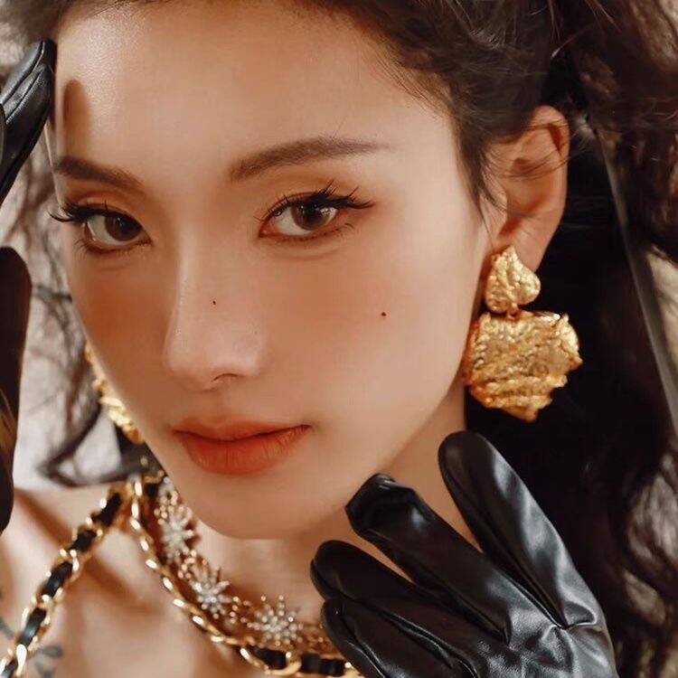 Gold Heart Earrings