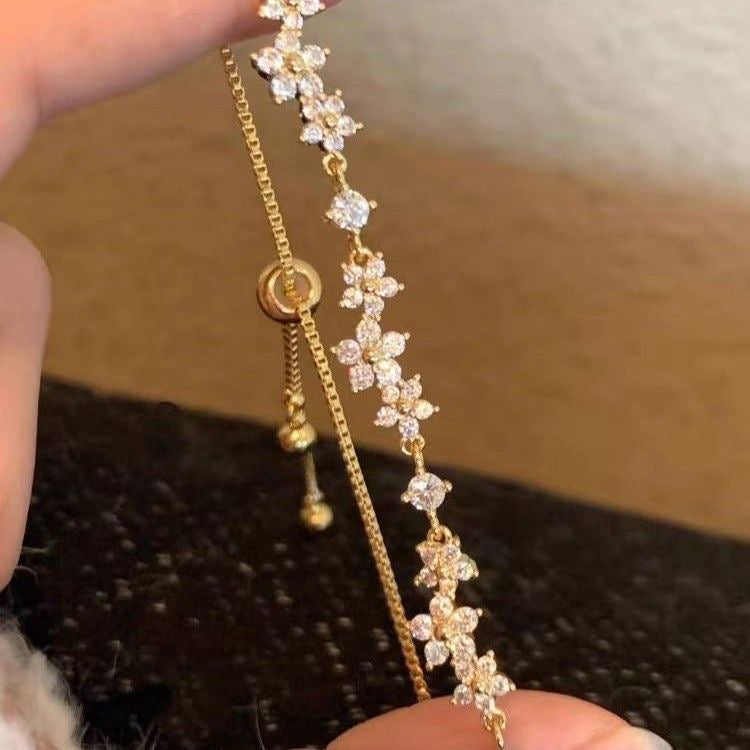 Sparkling Flower Zircon Bracelet Set