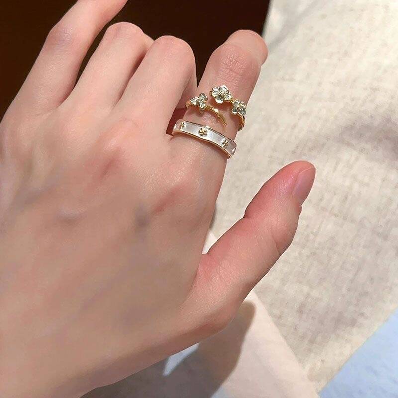 Artistic Butterfly Flower Ring Set