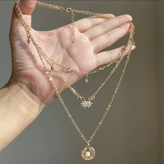 Artistic Pendant Necklace