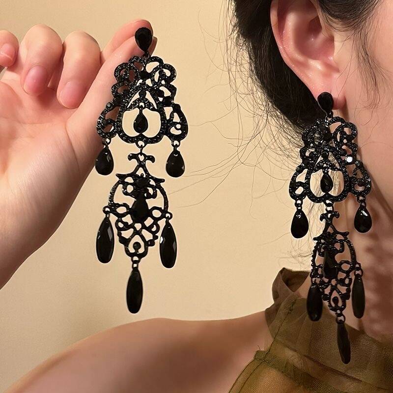 Black Teardrop Tassel Earrings