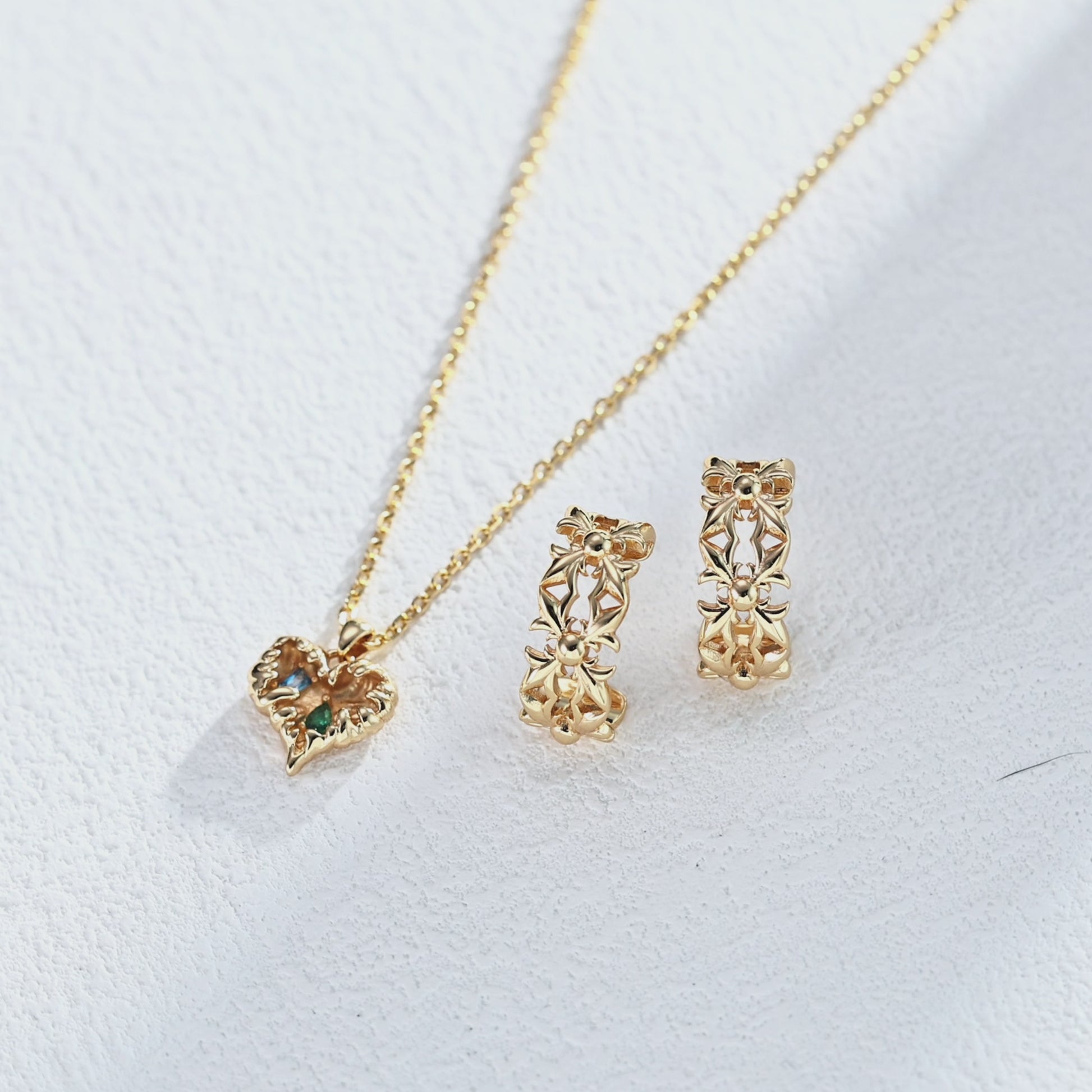 S925 silver artistic retro earrings, featuring a unique design that blends vintage charm with modern artistry. Perfect for those seeking handcrafted silver jewelry with a bold, timeless appeal.