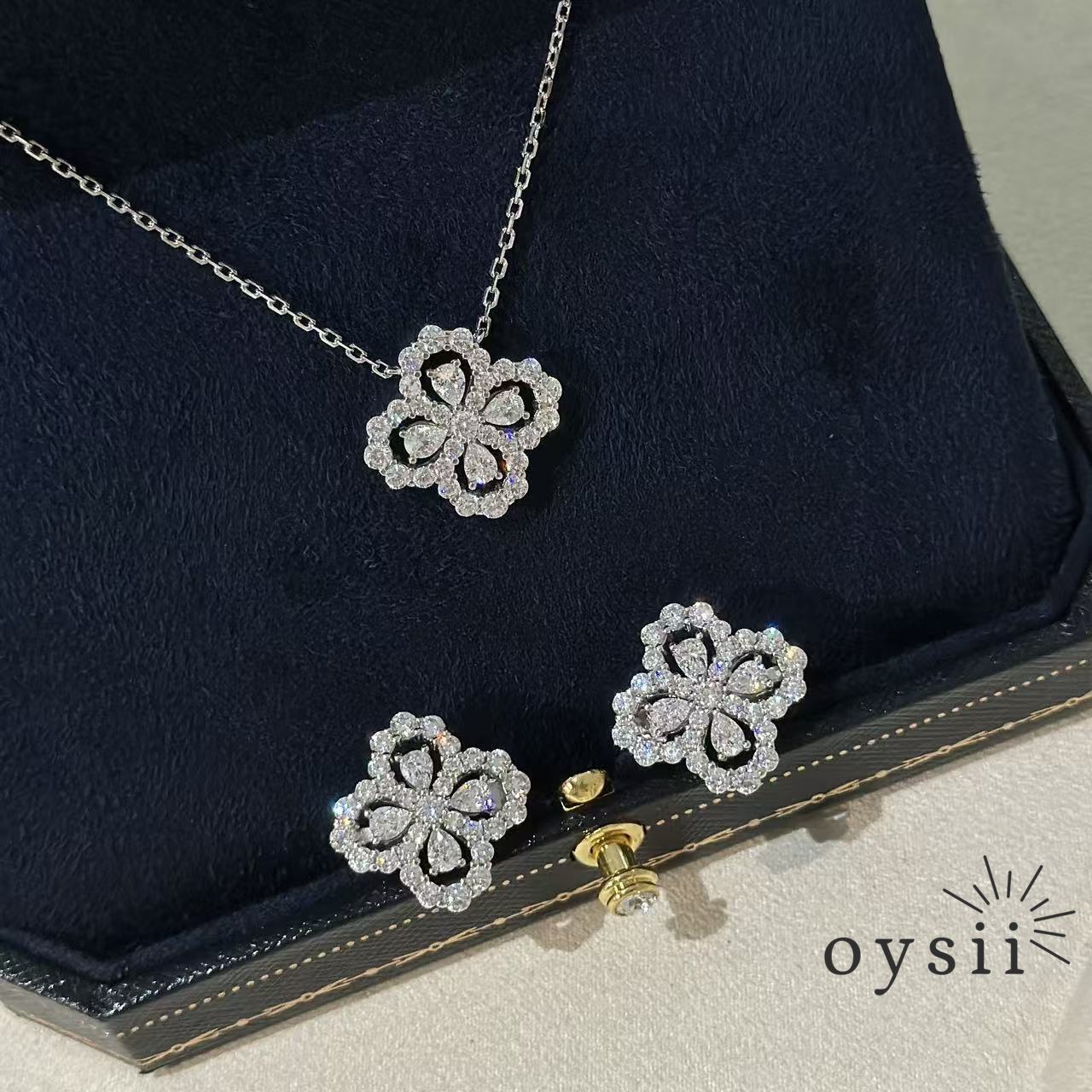 Clover Spark – S925 Silver Pavé Necklace Set
