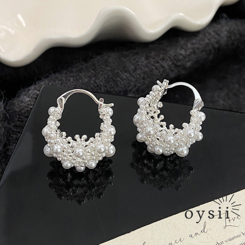 Lunar Glow – Hollow Silver Bead Earrings