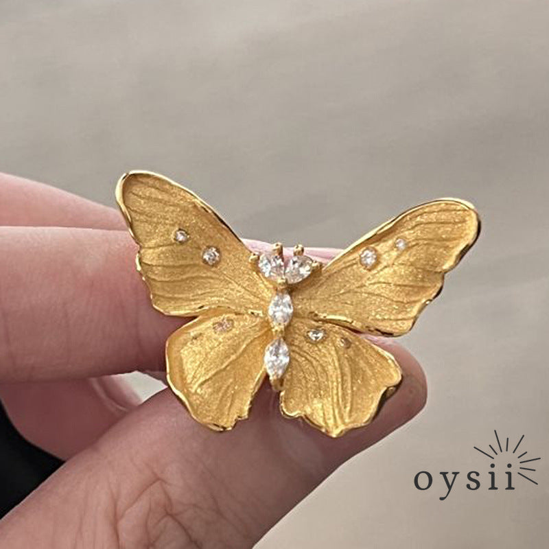 Butterfly Reverie – Vintage Textured Floral Ring