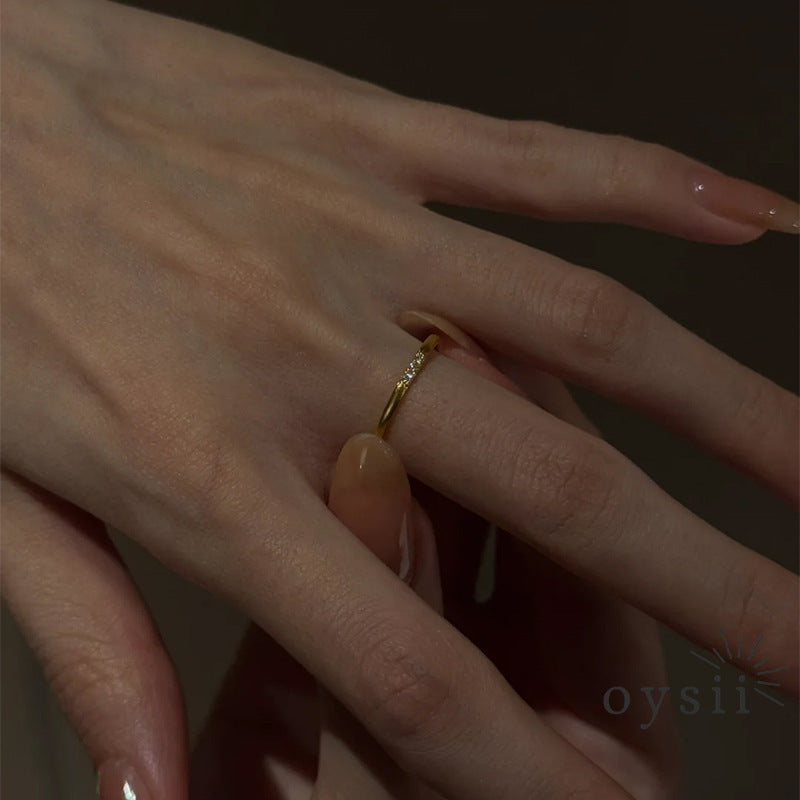 Golden Minimal – Cubic Single Diamond Ring
