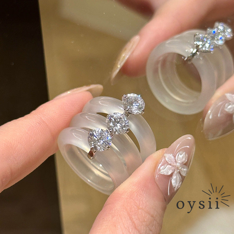 Pure Harmony — Minimalist Clear Stone Round Diamond Ring