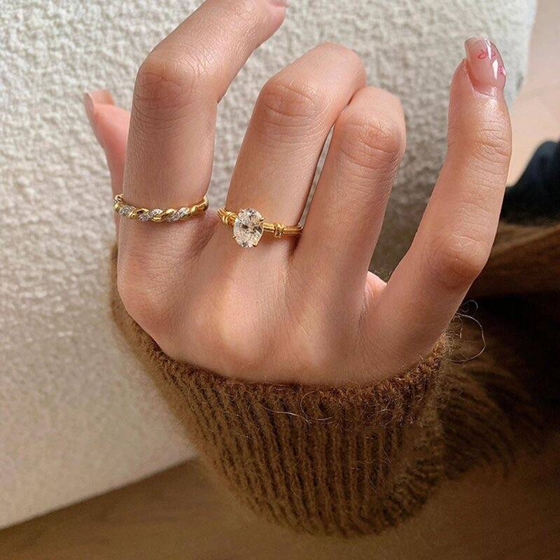 Twist Zircon Ring Set of 2