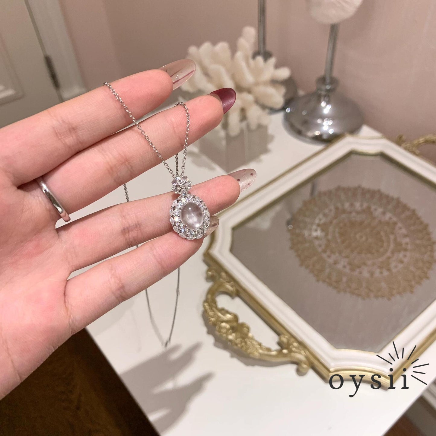 Serene Pebble — Natural Agate Pigeon Egg Pendant Necklace