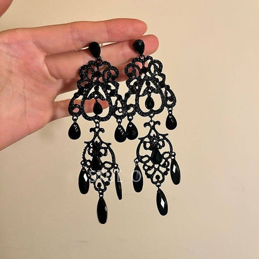 Black Teardrop Tassel Earrings