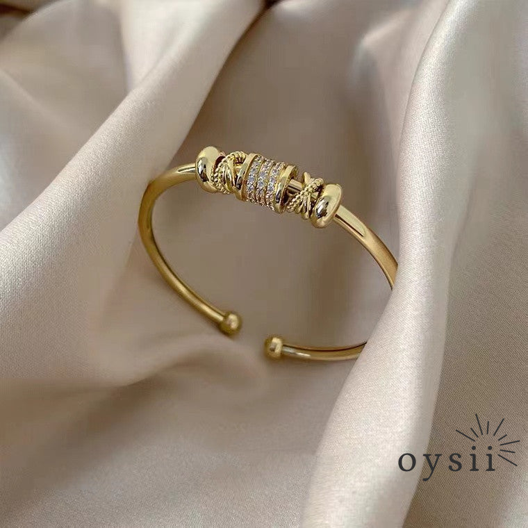 Frost Muse – Adjustable Open Bracelet