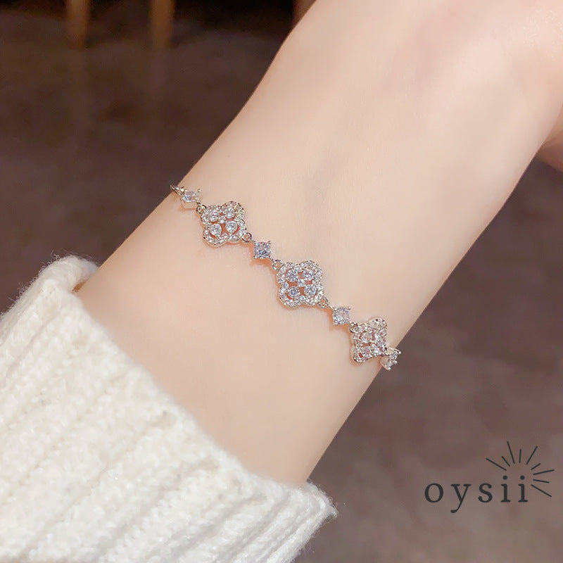 Blossom Tranquility — Three Zircon Flower Bracelet