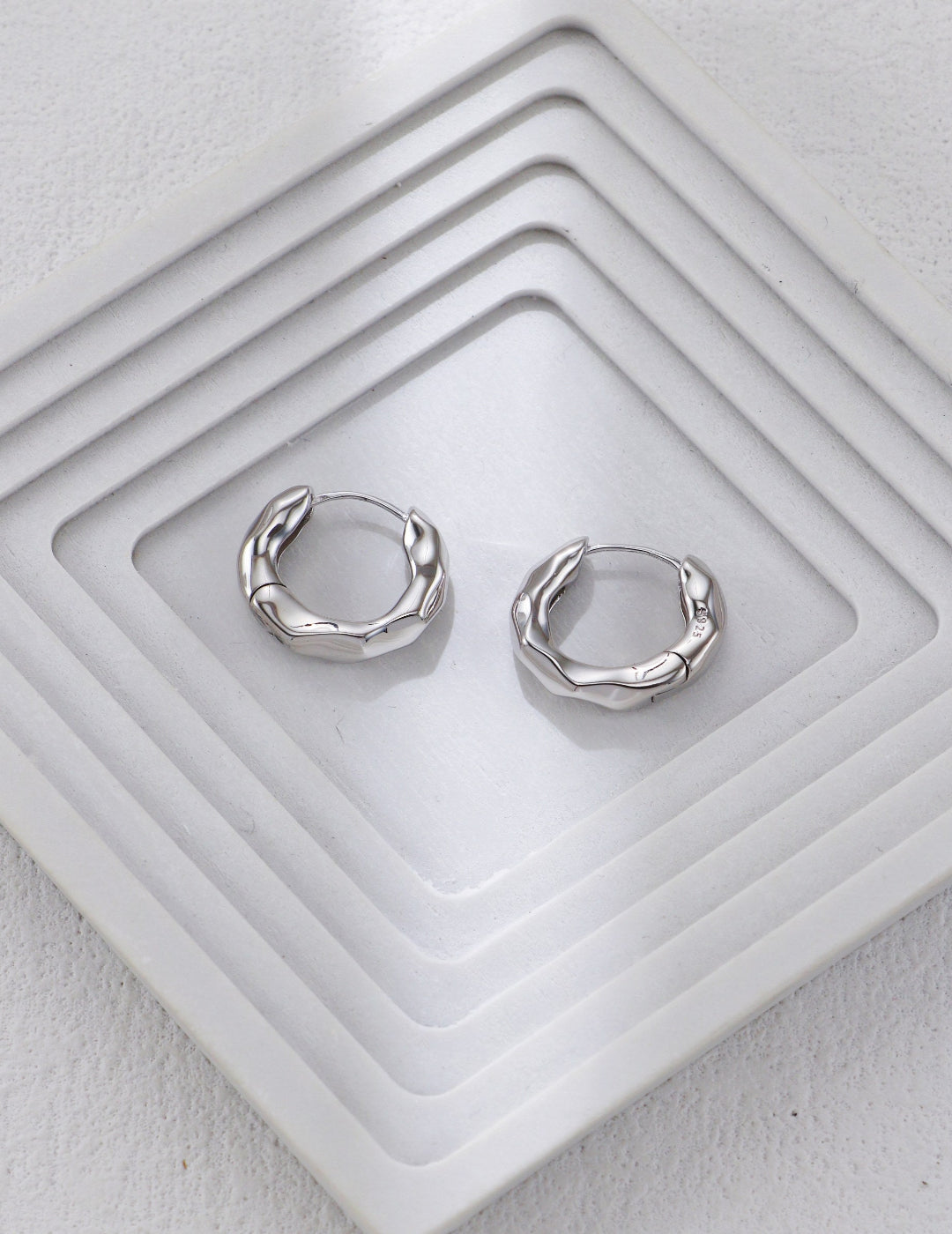 Elegant hammered finish earrings, timeless everyday fashion accessory