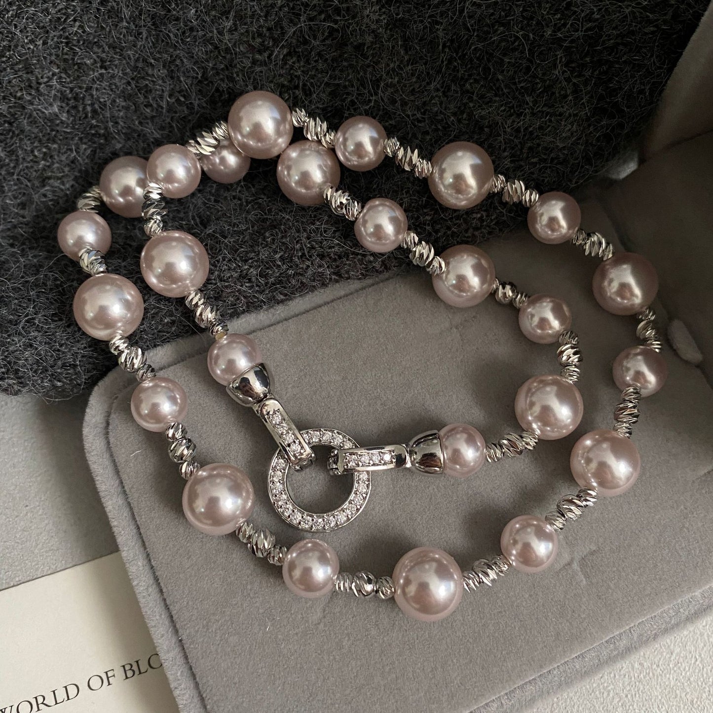 Rose Pearl – Manta Pearl Pendant Necklace