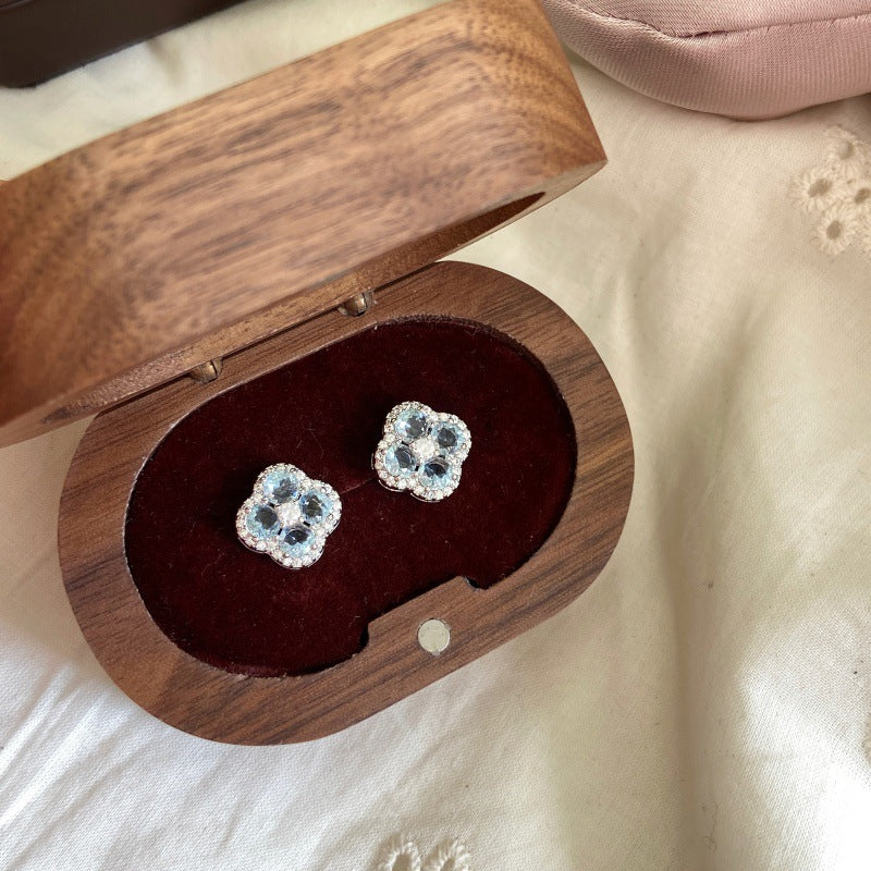 Mint Whimsy – Micro-Pavé Four-Leaf Flower Earrings