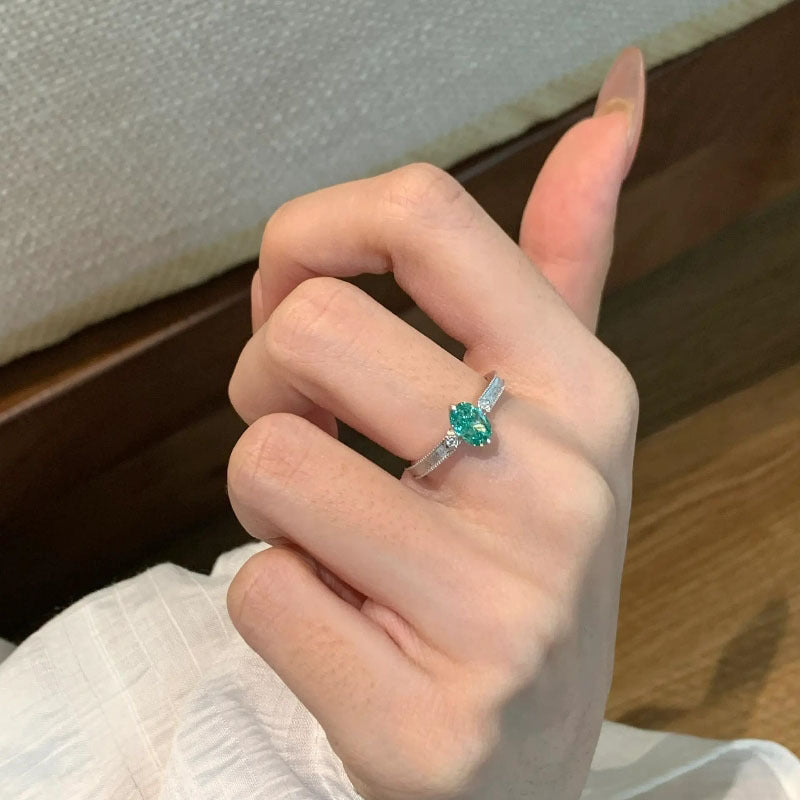 Velvet Aura – Paraiba Tourmaline Ring