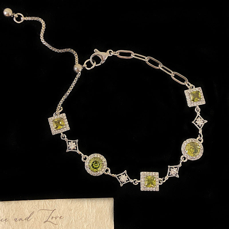 Emerald Gleam – Micro-Pavé Square & Round Zircon Bracelet