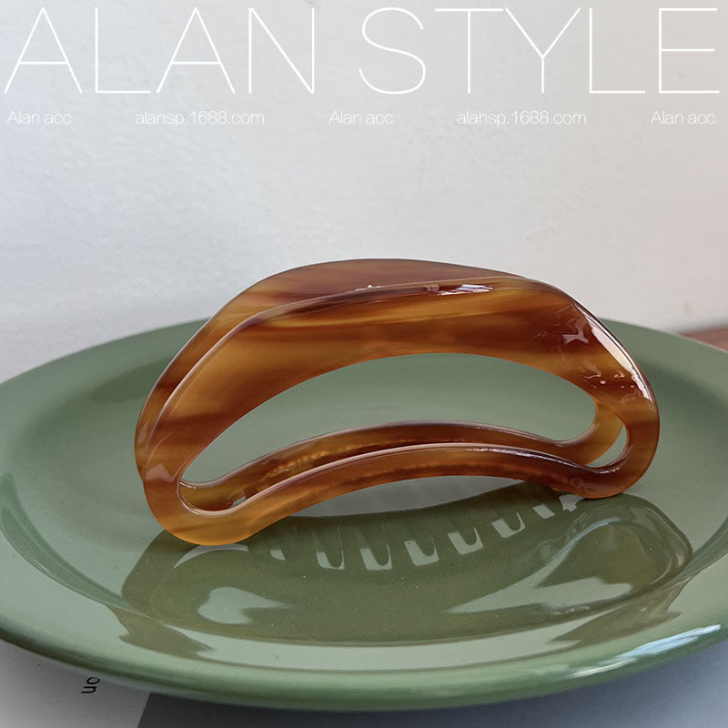 Large Tortoiseshell Acetate Hair Clip