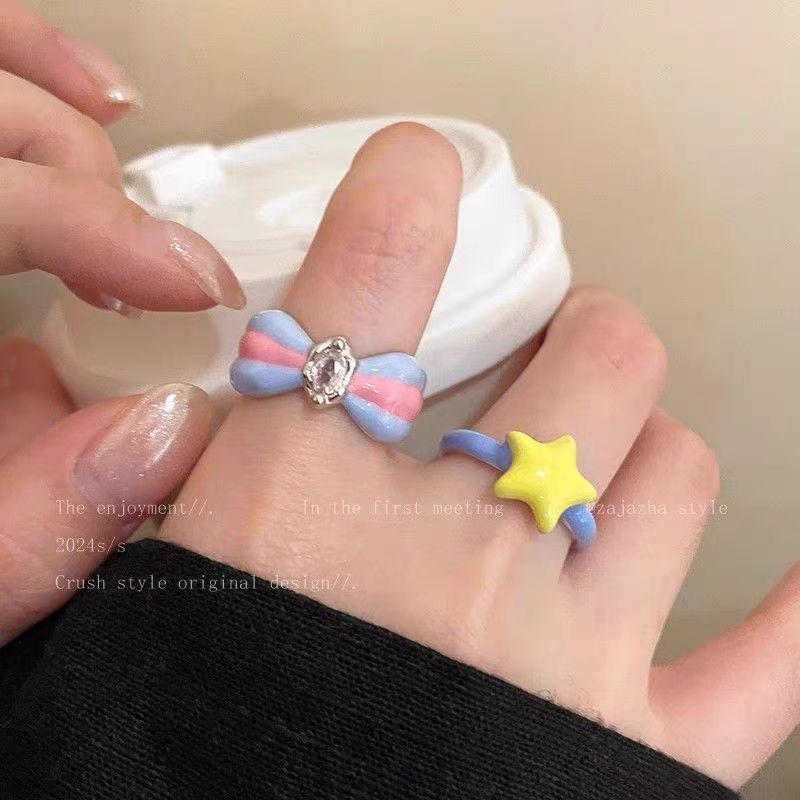 Dopamine Enamel Star Ring