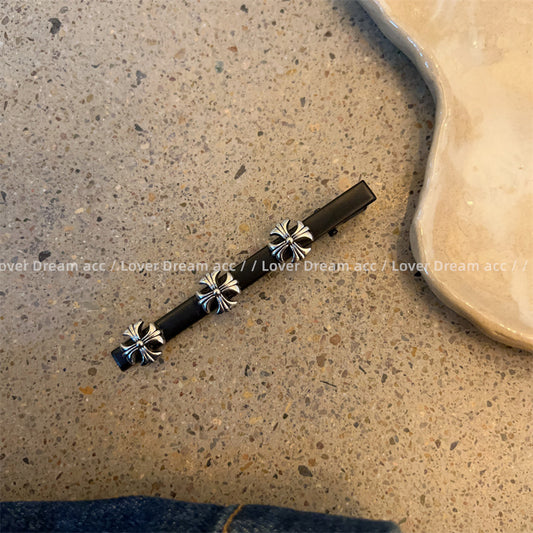 Vintage Black Cross BB Clip