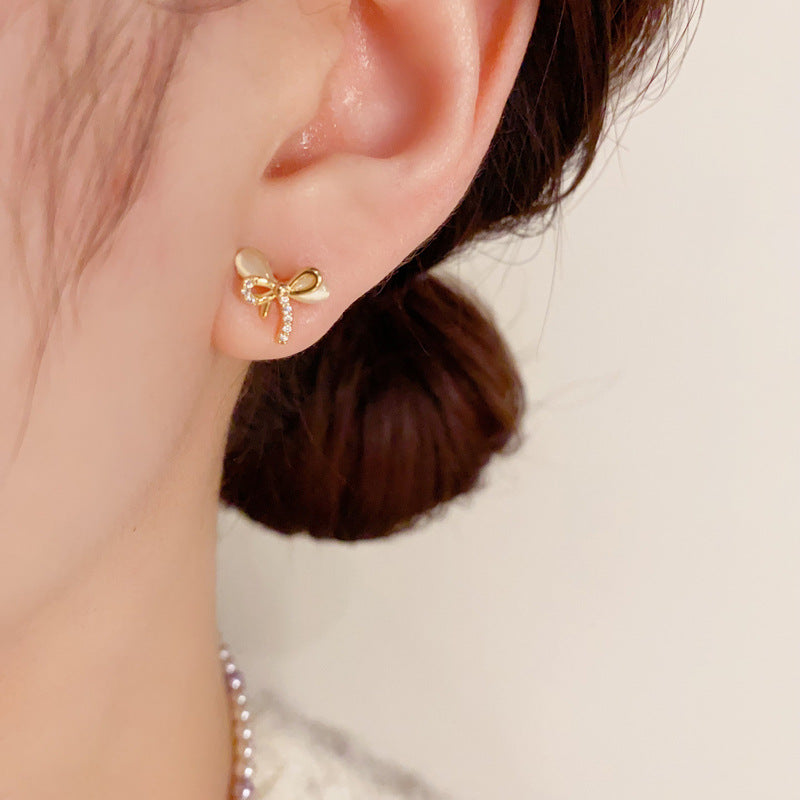 Luna Whiskers — S925 Silver Cat’s Eye Bow Stud Earrings