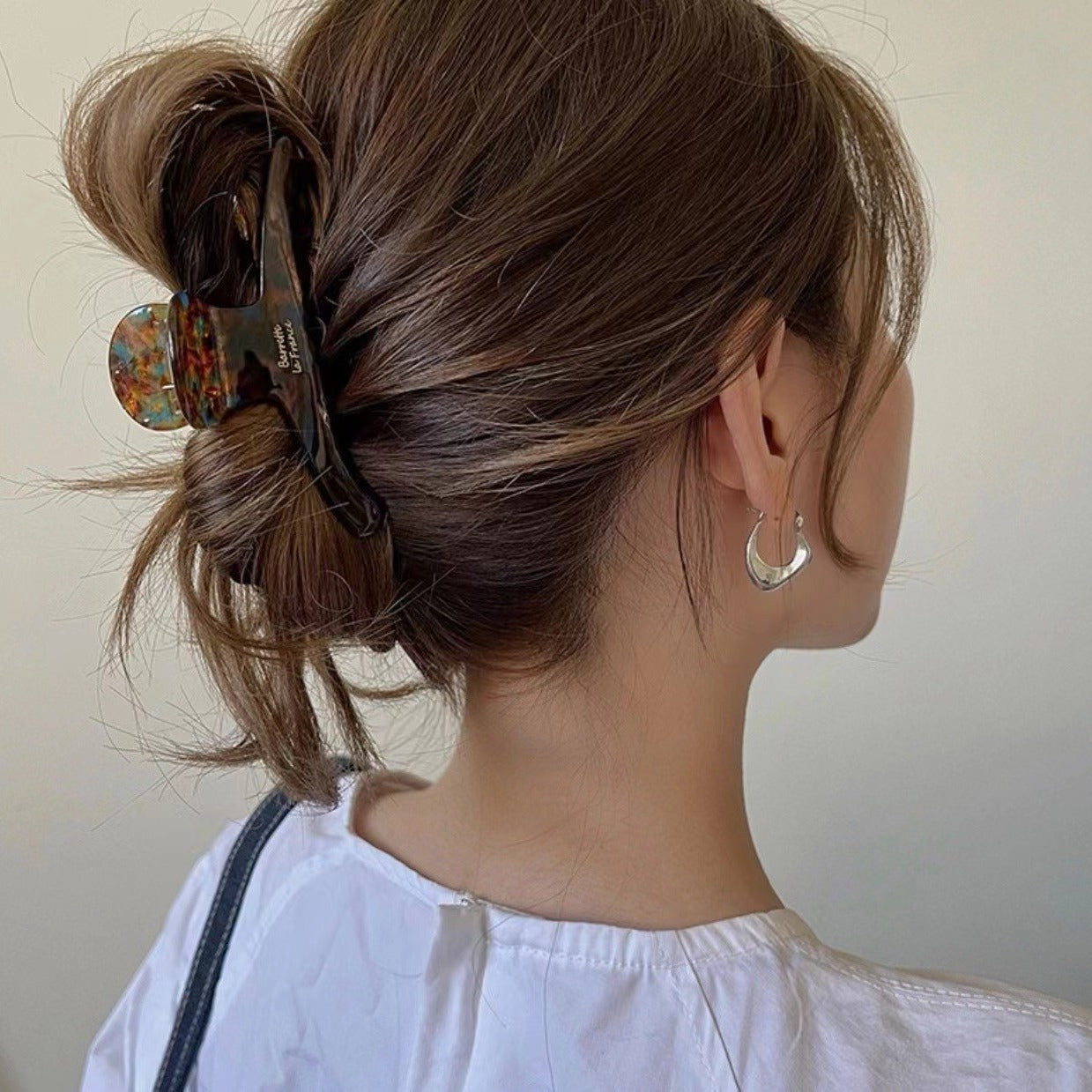 Caramel Acetate Arc Claw Clip