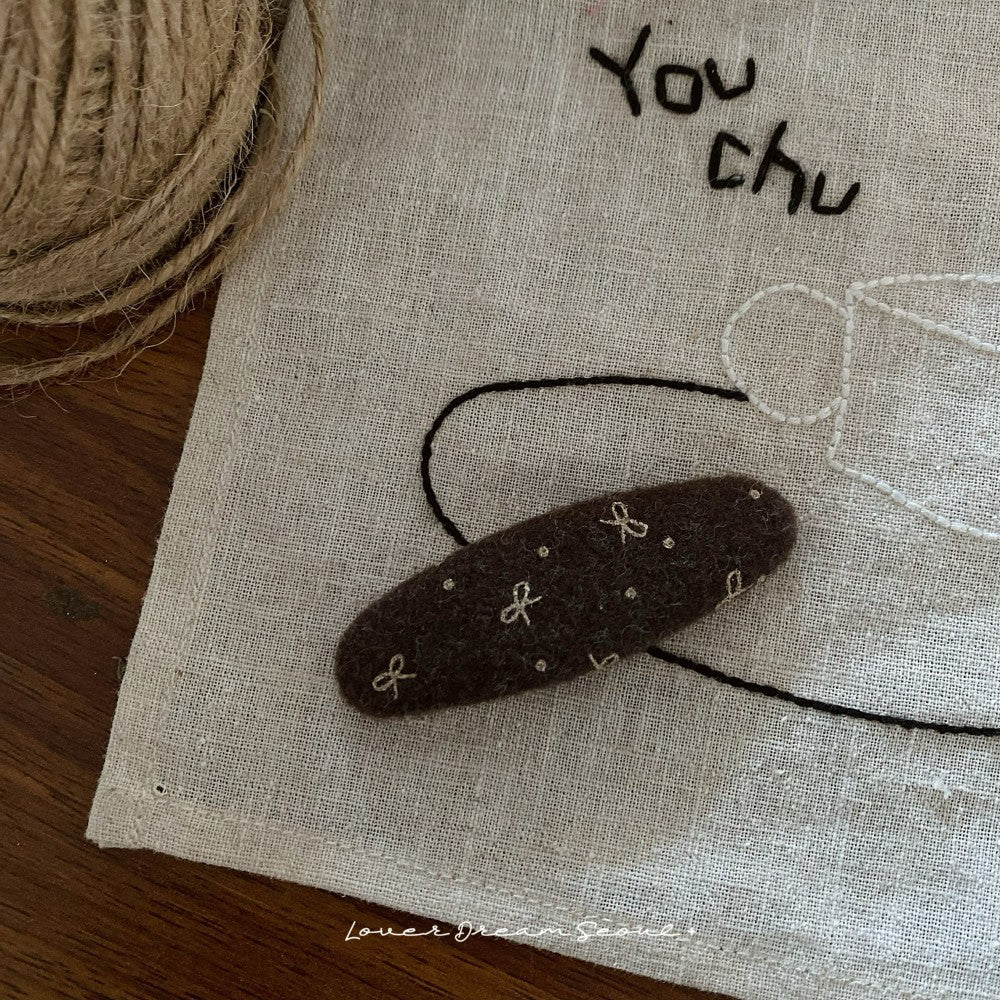 Bow Wool BB Hair Clip