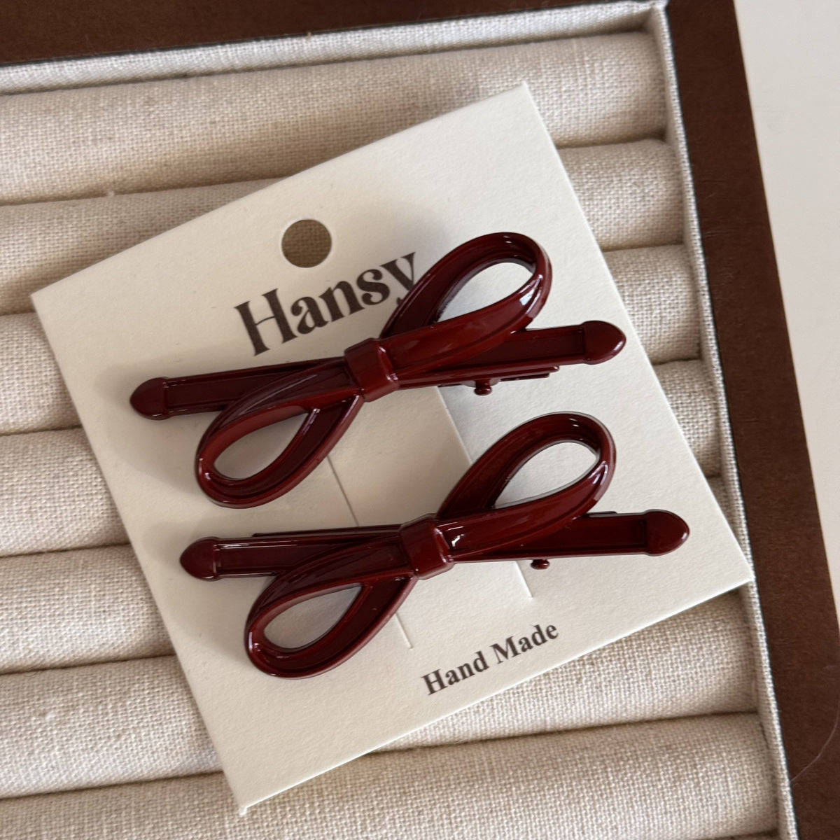 Red Alloy Bow Hair Clip