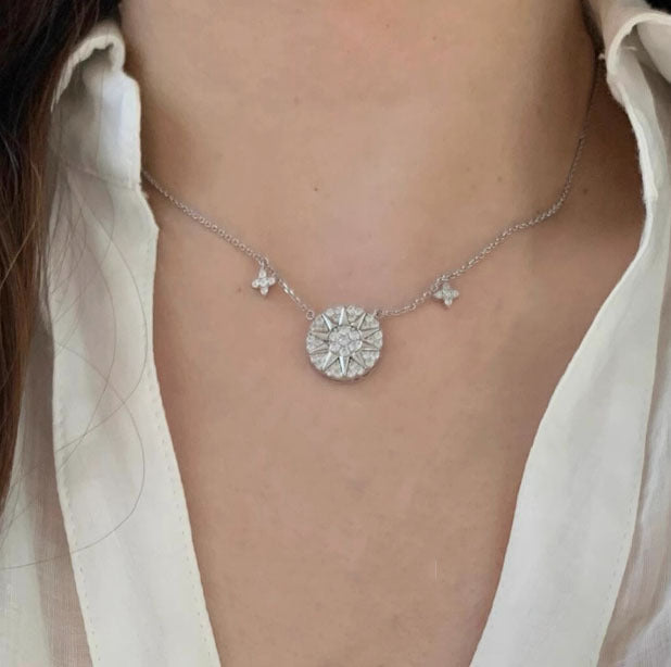 Celestial Compass — Sparkling Eight-Point Star Pendant Necklace