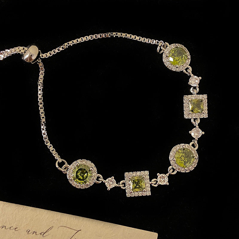 Emerald Gleam – Micro-Pavé Square & Round Zircon Bracelet