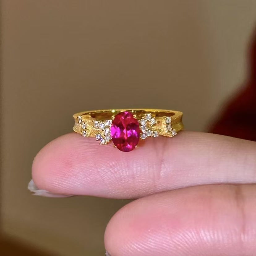 Stellar Whisper — Vintage Pigeon Egg Starry Crystal Ring