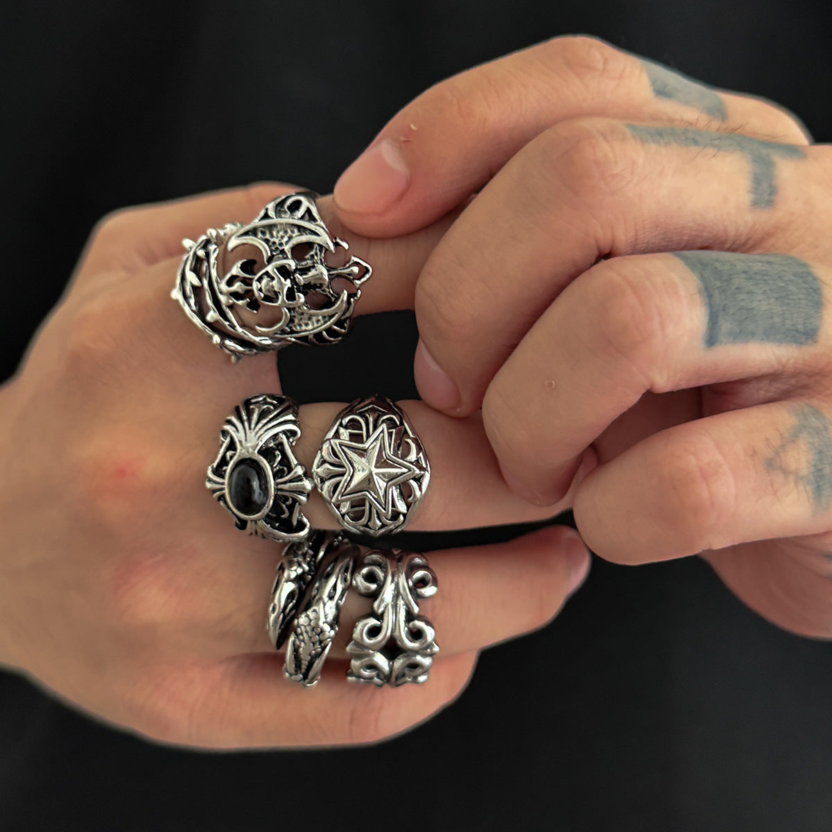 Gothic Skull Star Ring Set
