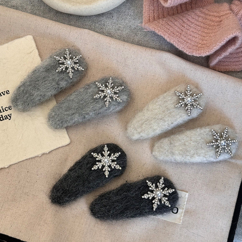 Grey Fuzzy Snowflake Hair Clip