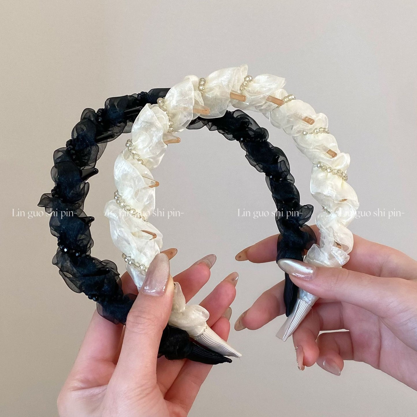 Pearl-Wrapped Mesh High-Top Headband