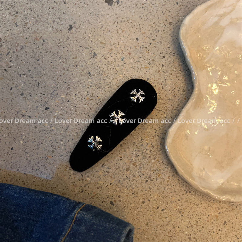 Vintage Black Cross BB Clip