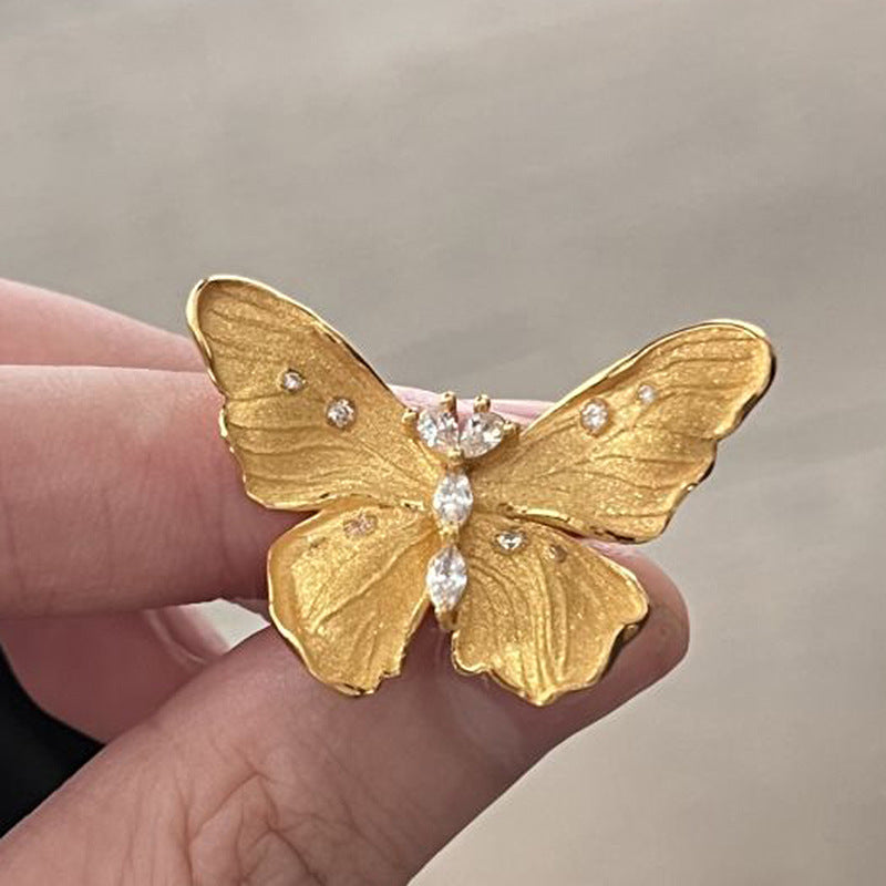 Butterfly Reverie – Vintage Textured Floral Ring