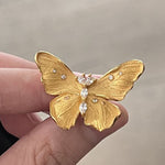 Butterfly Reverie – Vintage Textured Floral Ring