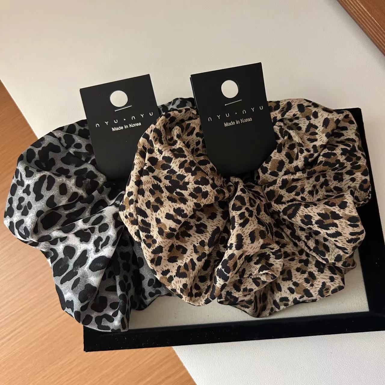 Vintage Leopard Print Scrunchie